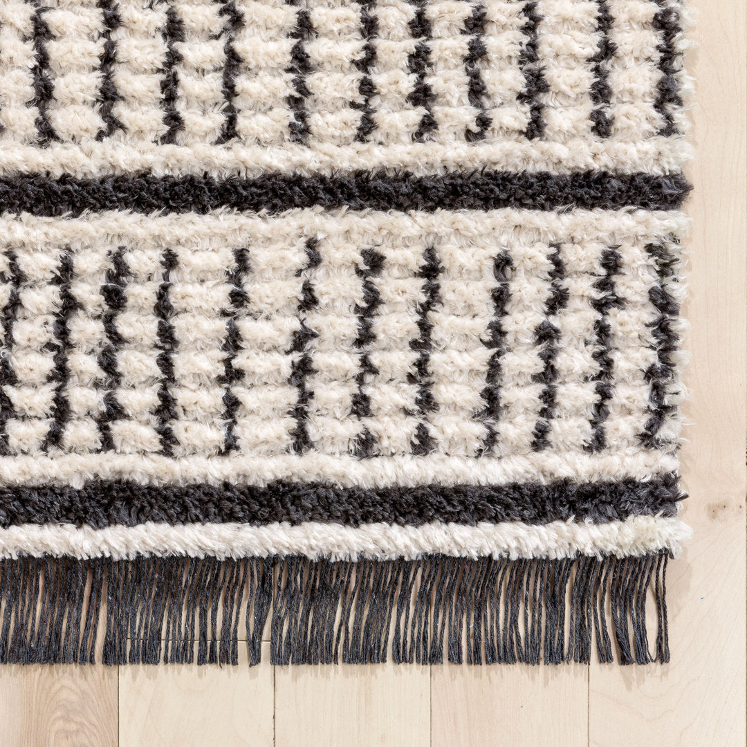 Marzana Animal Print Ivory Area Rug Union Rustic Rug Size: Rectangle 3'11" x 5'3"