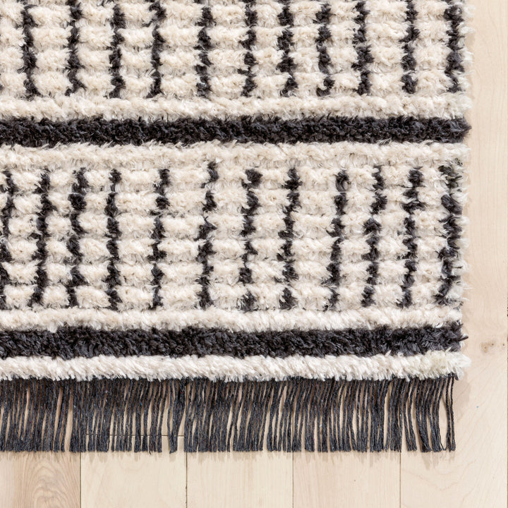 Marzana Animal Print Ivory Area Rug Union Rustic Rug Size: Rectangle 3'11" x 5'3"