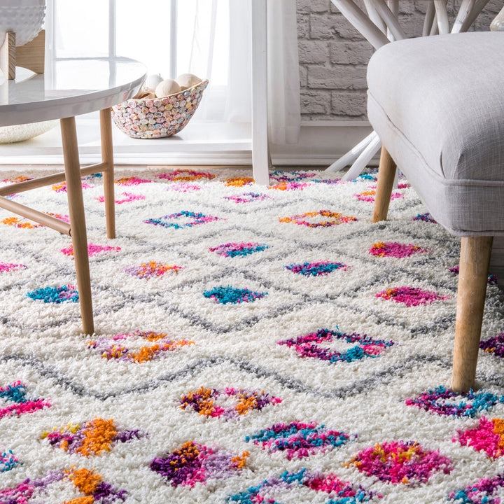Abramson Bohemian Diamond Trellis Shag Pink/Ivory Rug Mack & Milo™ Rug Size: Rectangle 7'10" x 10'