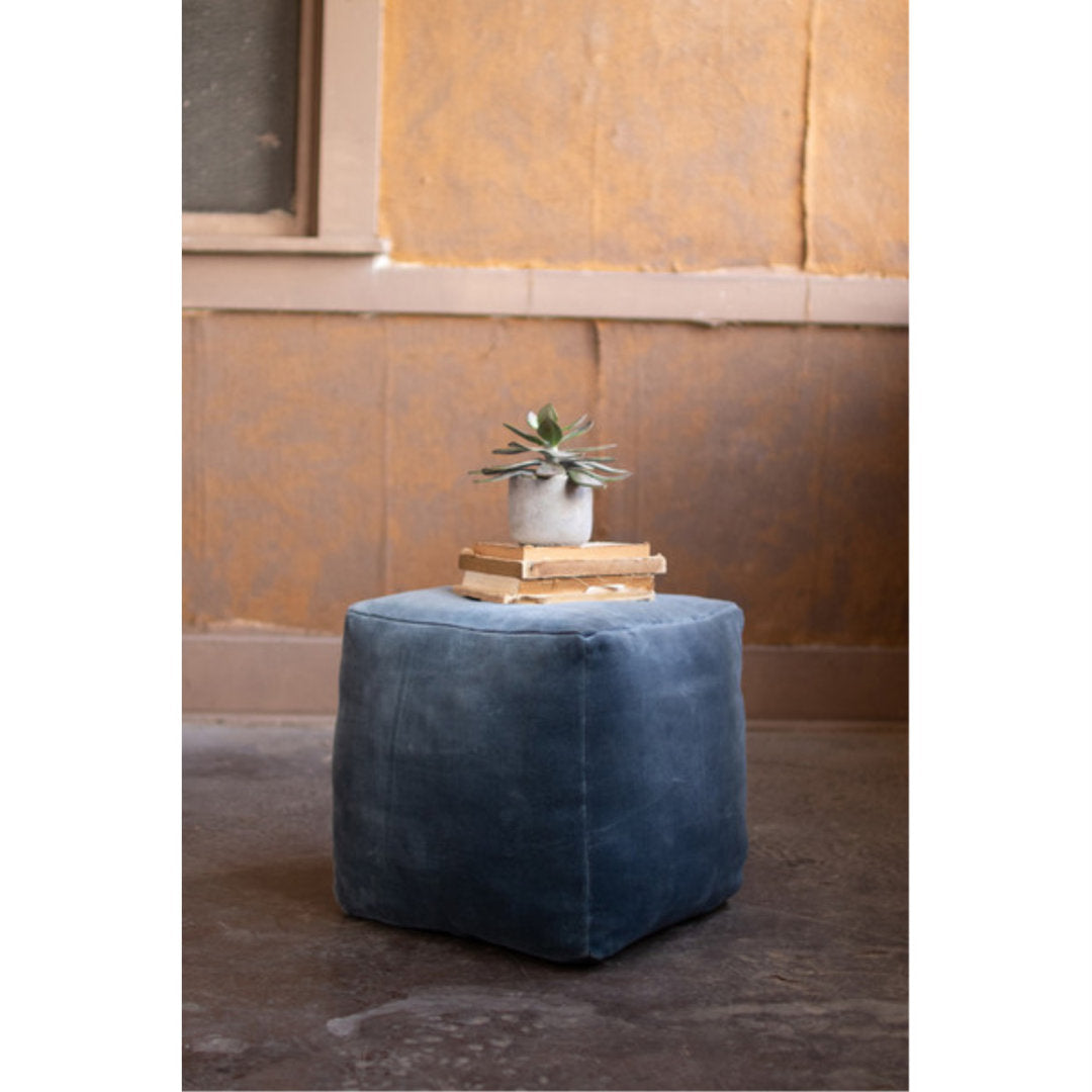 Czajkowski 18.5'' Wide Velvet Round Standard Everly Quinn Body Fabric: Blue Velvet