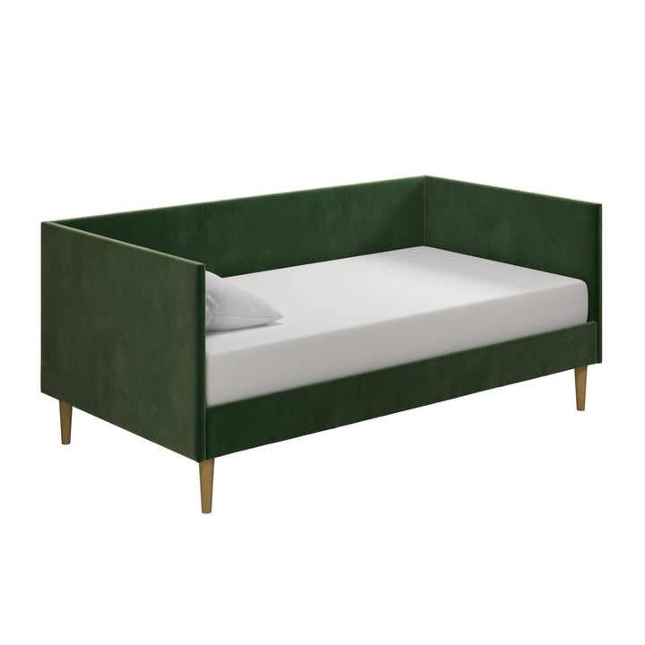 Chadlee Daybed Mercer41 Color: Green Velvet Size: Twin