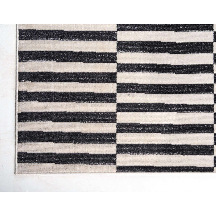 Arzilla Striped Ivory/Black Area Rug Wade Logan® Rug Size: Runner 2'9" x 9'10"