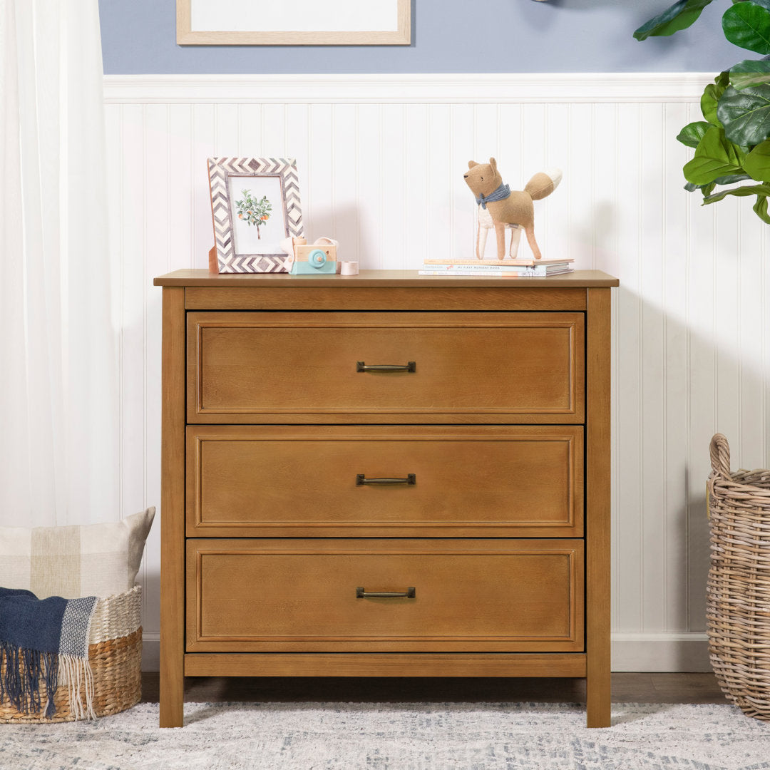 Charlie 3 Drawer Dresser daVinci Color: Chestnut