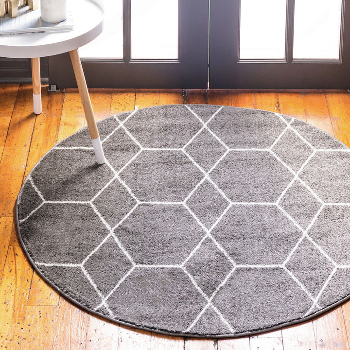 Debrodie Geometric Dark Gray Area Rug George Oliver Rug Size: Round 8'
