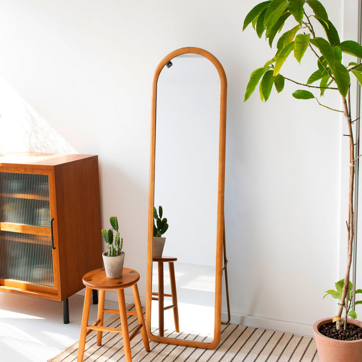 Norphlet Arched Full Length Mirror with Stand, Fully Assembled Dressing Wall-Mounted Mirror Wade Logan®