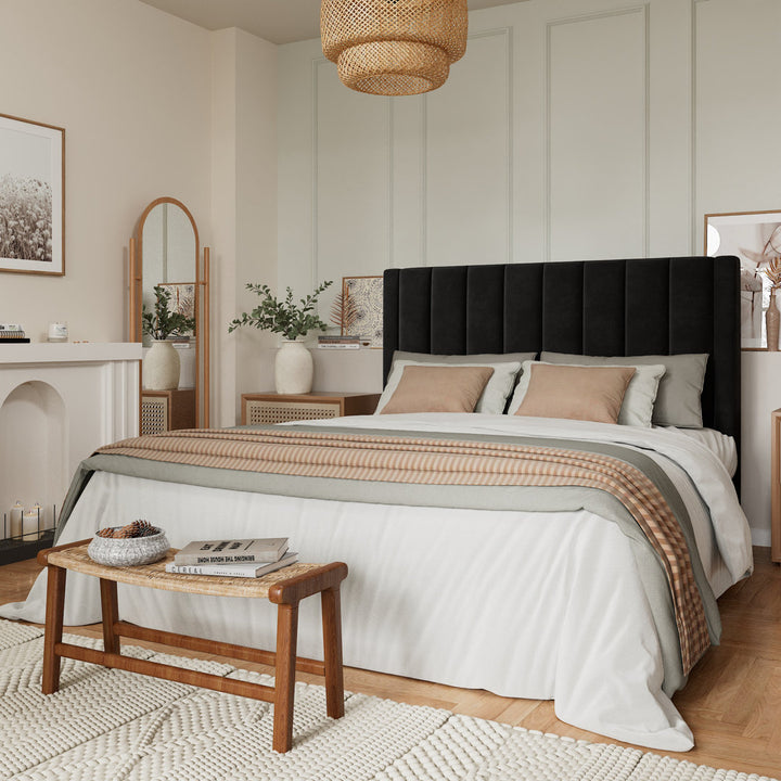 Cleo Velvet Upholstered Platform Bed Kelly Clarkson Home Color: Black Size: Queen