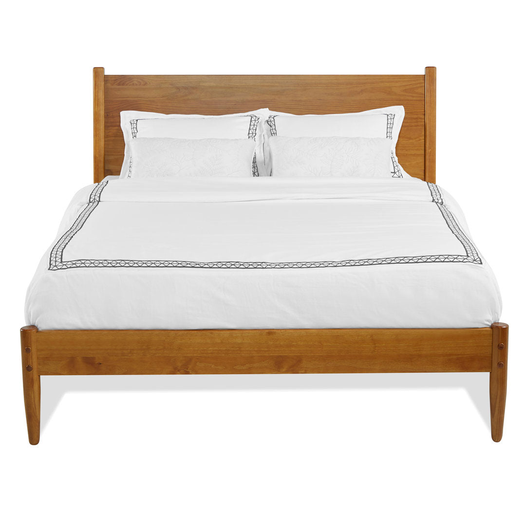Grady Solid Wood Platform Bed AllModern Color: Castanho Size: Full / Double