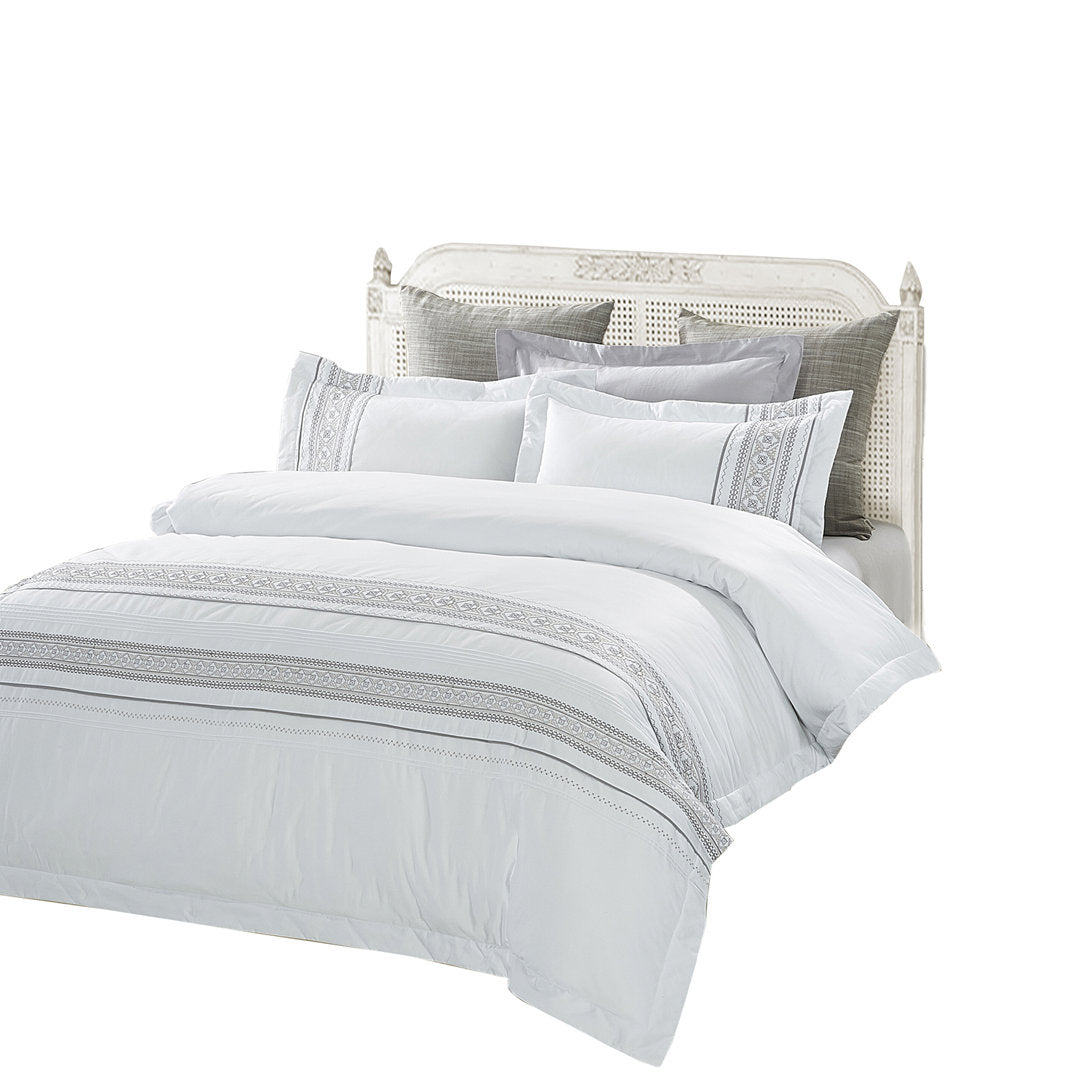 Superior 100% Cotton 300 Thread Count Embroidered Geometric Duvet Cover Set Superior Size: Full/Queen Duvet Cover + 2 Standard Shams