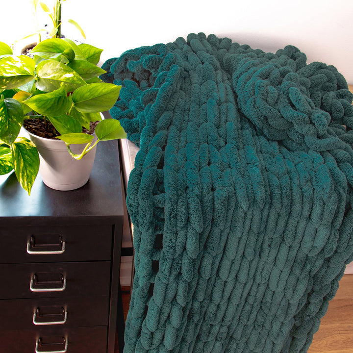 Chenille Knitted Chenille Throw Donna Sharp Color: Peacock