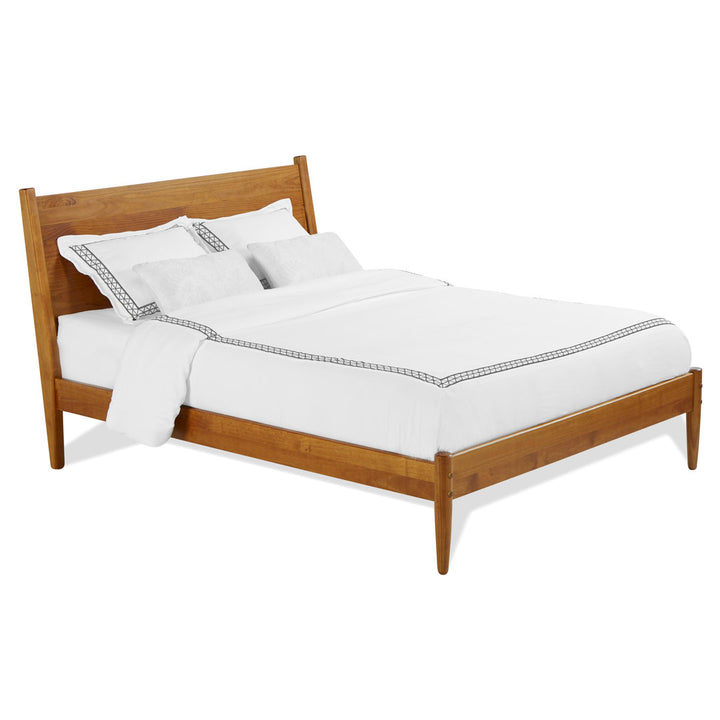 Grady Solid Wood Platform Bed AllModern Color: Castanho Size: Full / Double