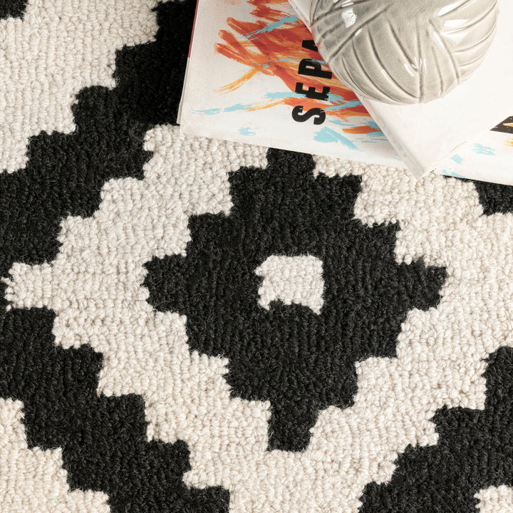 Decca Geometric Handmade Tufted Wool Black/Cream Area Rug George Oliver Rug Size: Runner 2'6" x 6'