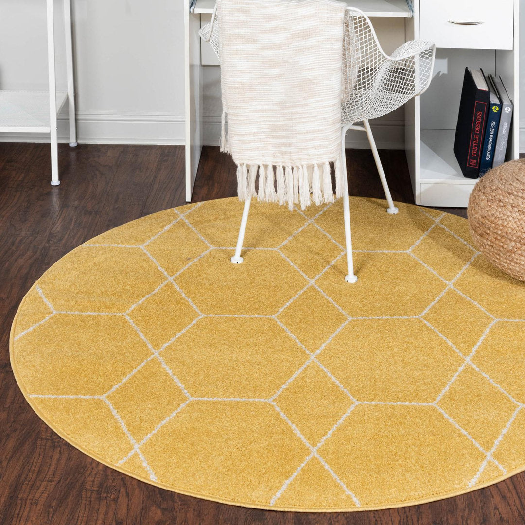 Debrodie Geometric Yellow Area Rug George Oliver Rug Size: Round 4'1"