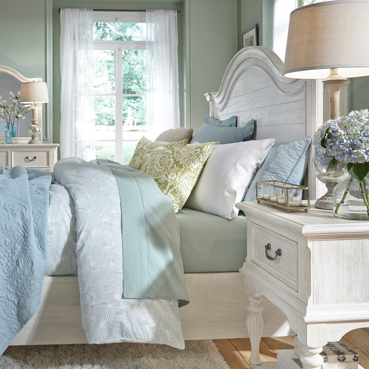 Nestor Standard Bed Birch Lane™ Size: Queen