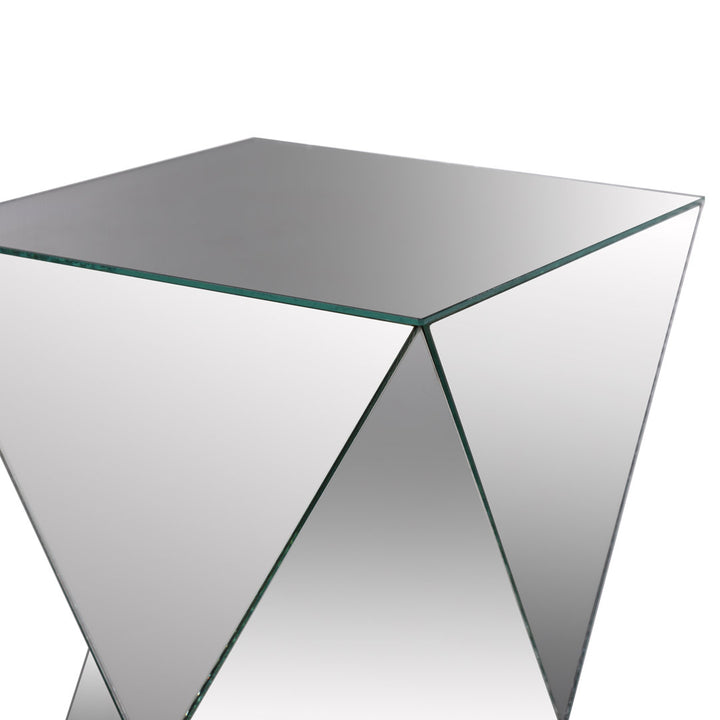 Hanchett End Table Wade Logan®