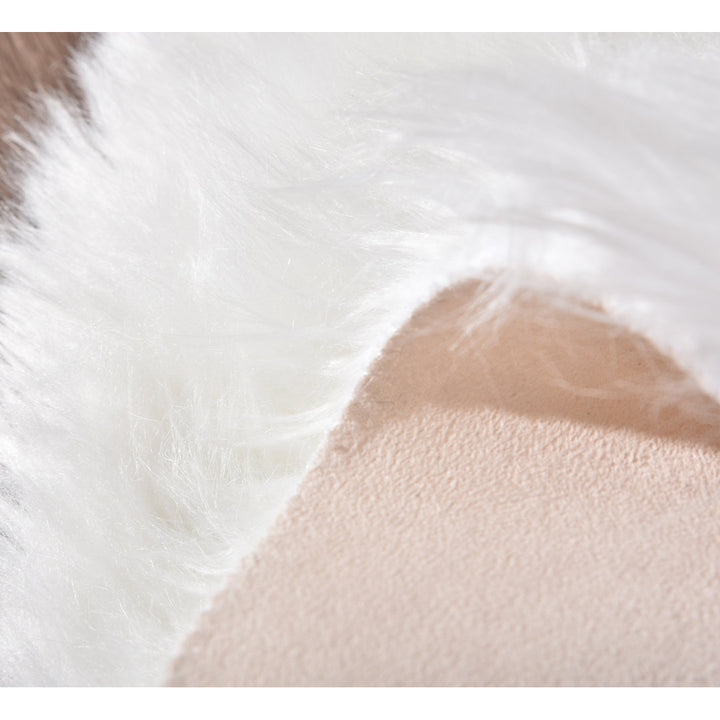 Mamduh Handmade Shag Faux Sheepskin White Rug Everly Quinn Rug Size: Runner 2' x 5'