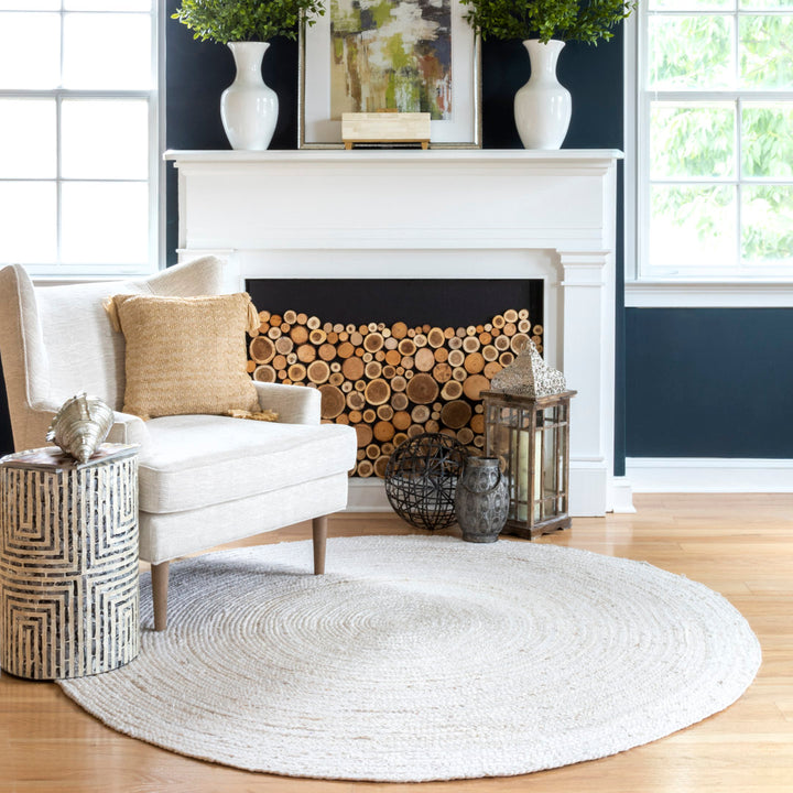 Cruise Handmade Braided Jute Area Rug in Off White Highland Dunes Rug Size: Round 4'