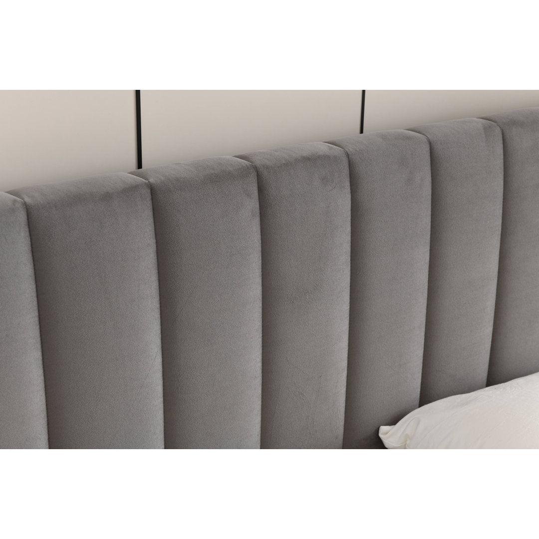 Daizia Lift Up Storage Platform Bed with Wingback Headboard Latitude Run® Color: Gray Size: King