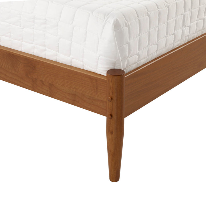 Grady Queen Size Solid Wood Bed AllModern Color: Castanho