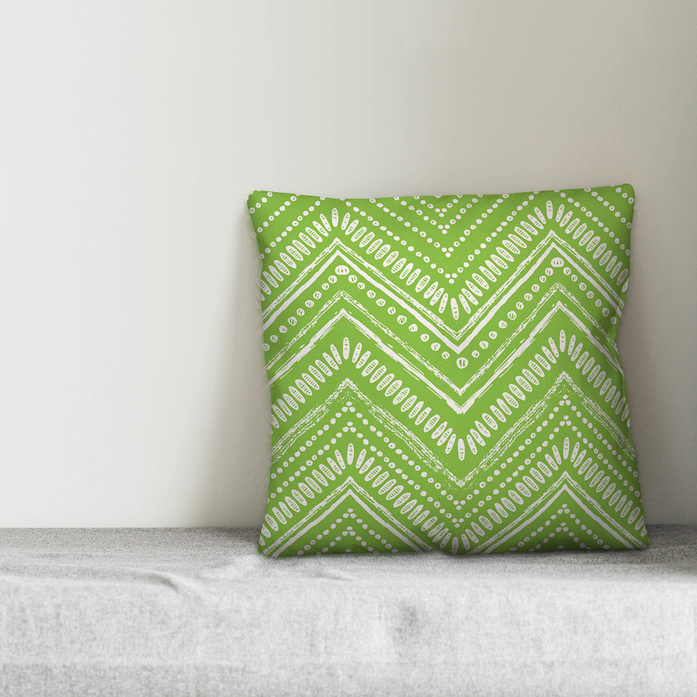 Circle Outdoor Square Pillow Designs Direct Creative Group Color: Off White/Parrot Size: 16" x 16"