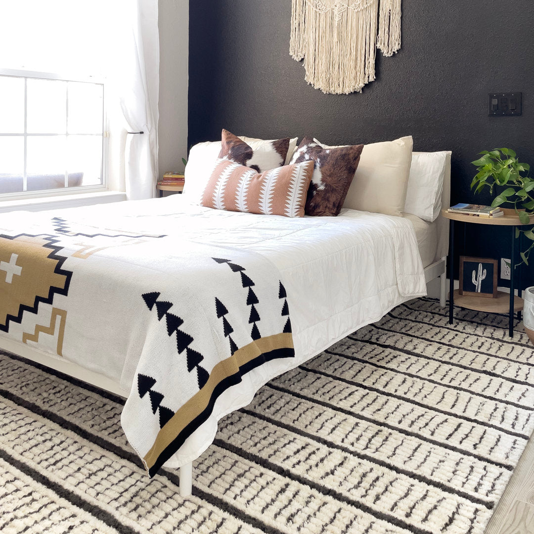 Marzana Animal Print Ivory Area Rug Union Rustic Rug Size: Rectangle 3'11" x 5'3"