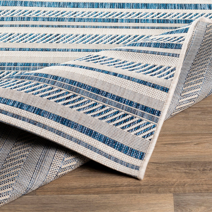 Bellino Striped Denim Indoor/Outdoor Area Rug Beachcrest Home™ Rug Size: Round 7'10"