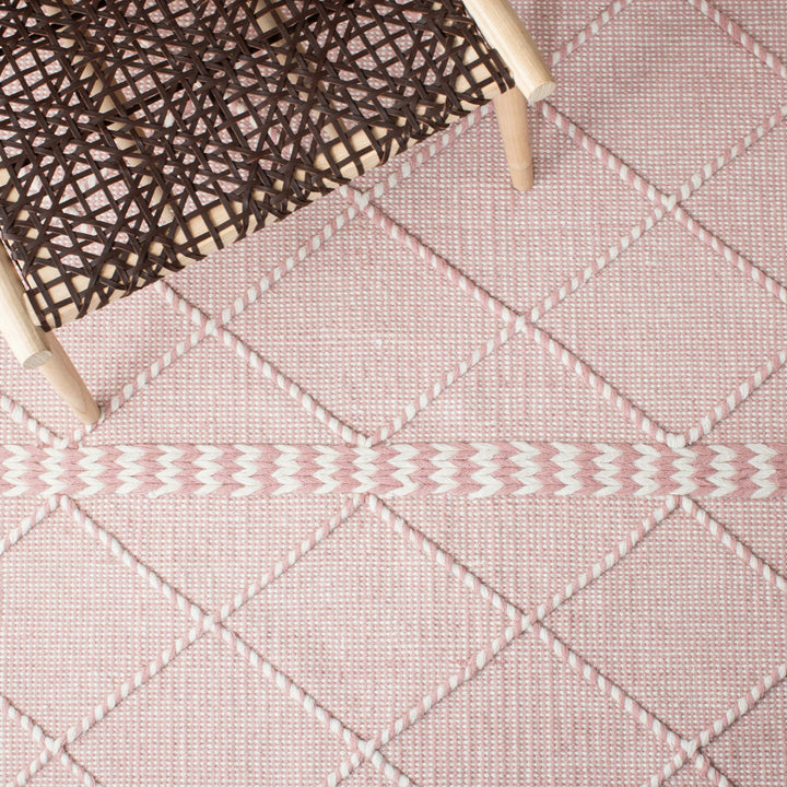 Casablanca Hand Loomed 80% Wool, 20% Cotton Geometric Rug Dakota Fields Rug Size: Rectangle 4' x 6'
