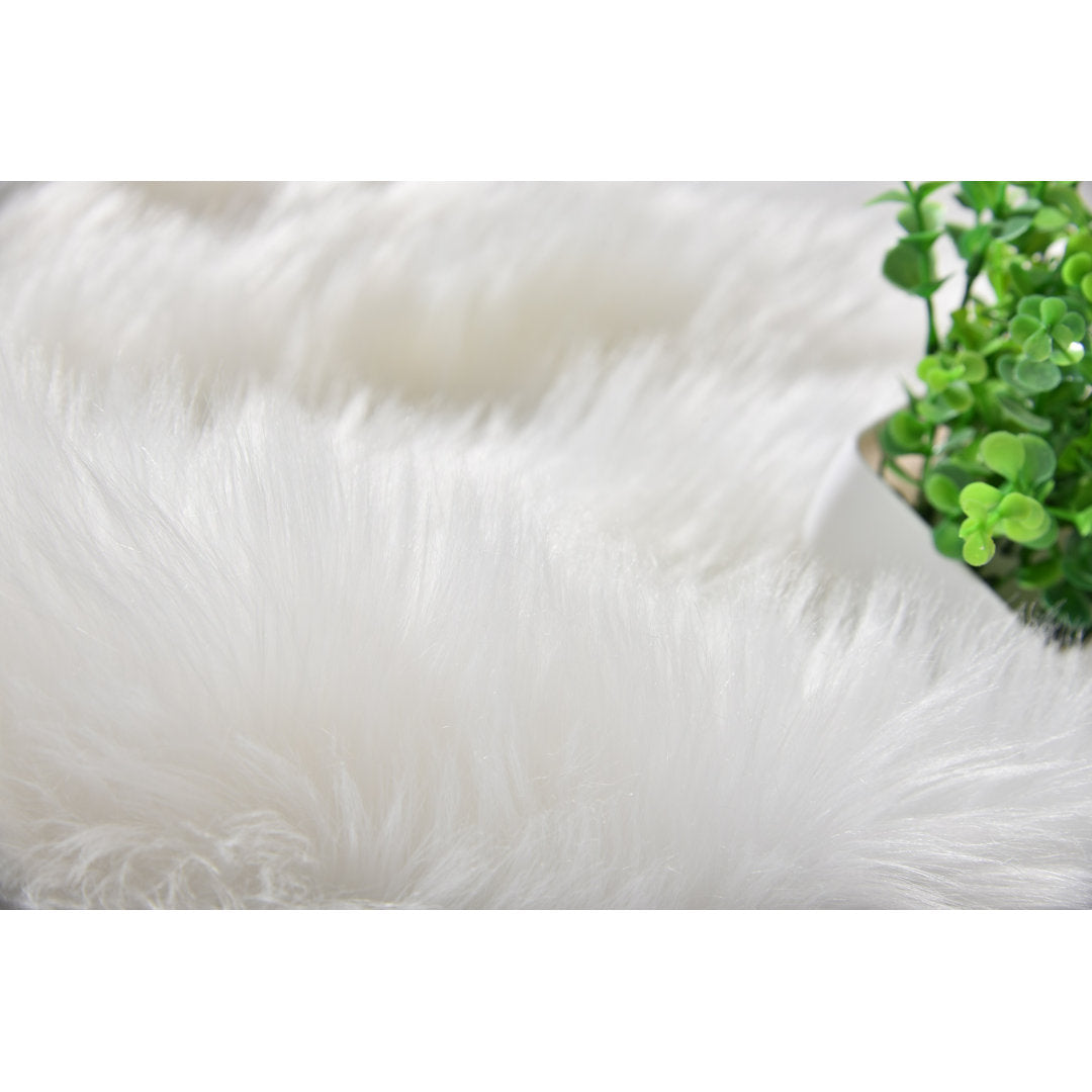 Mamduh Handmade Shag Faux Sheepskin White Rug Everly Quinn Rug Size: Runner 2' x 5'