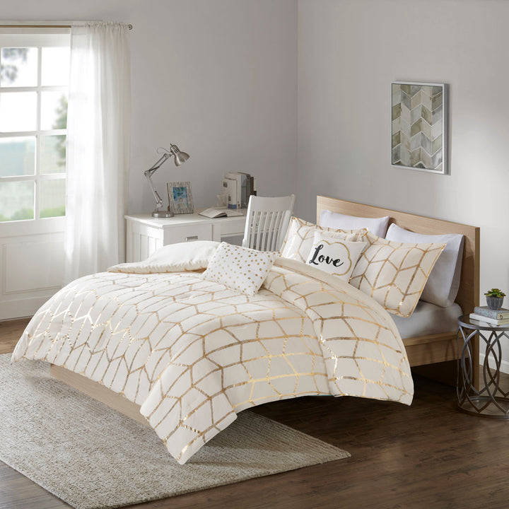 Raina Metallic Printed Comforter Set Intelligent Design Color: Ivory/Gold Size: King/Cal.King Comforter + 2 Shams + 2 Throw Pillow