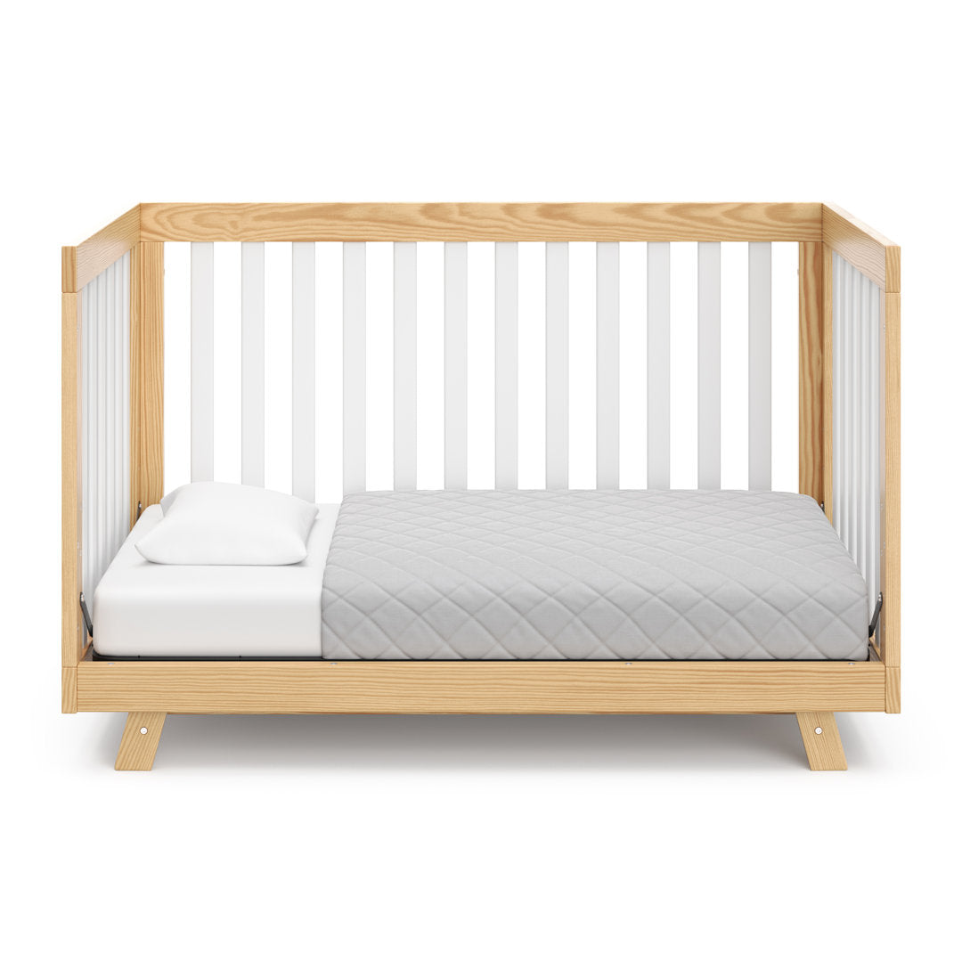 Beckett 3-in-1 Convertible Crib Storkcraft Color: Natural/White Pieces Included: Crib