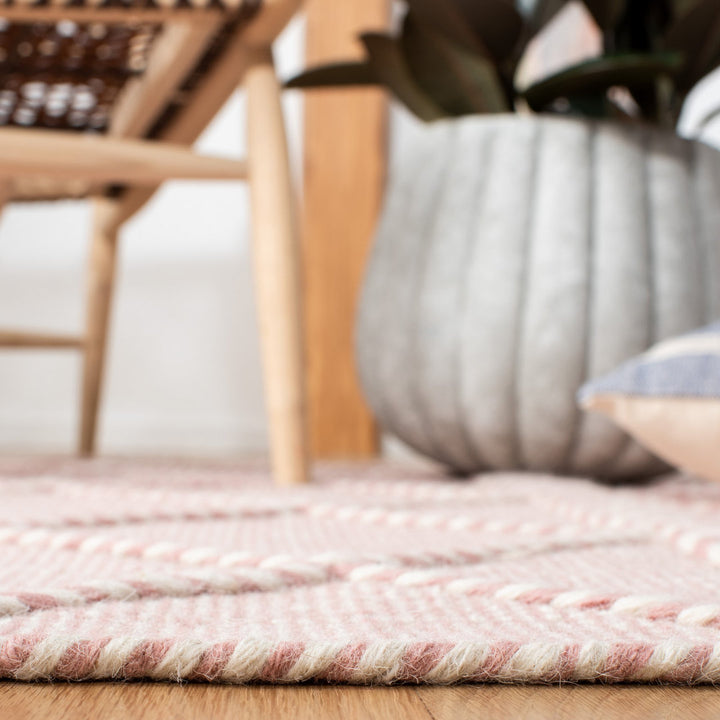 Casablanca Hand Loomed 80% Wool, 20% Cotton Geometric Rug Dakota Fields Rug Size: Rectangle 4' x 6'