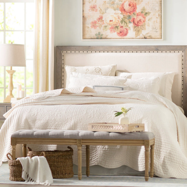 Crawley Upholstered Low Profile Standard Bed Laurel Foundry Modern Farmhouse® Size: Queen