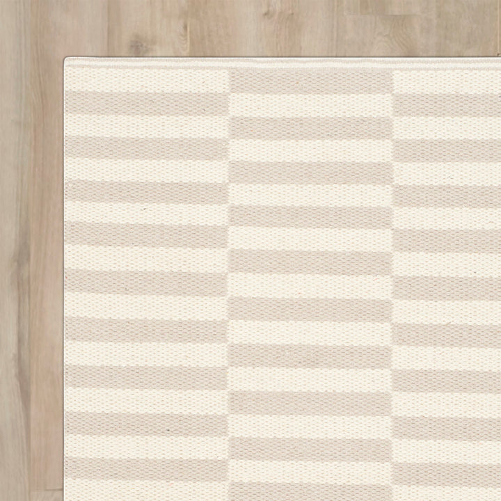 Ilona Striped Hand Loomed Cotton Area Rug in Ivory/Light Gray Birch Lane™ Rug Size: Rectangle 4' x 6'