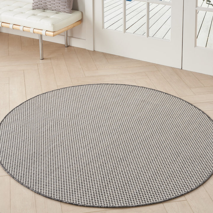 Leia Ivory/Charcoal Gray Indoor / Outdoor Area Rug Sand & Stable™ Rug Size: Round 5'