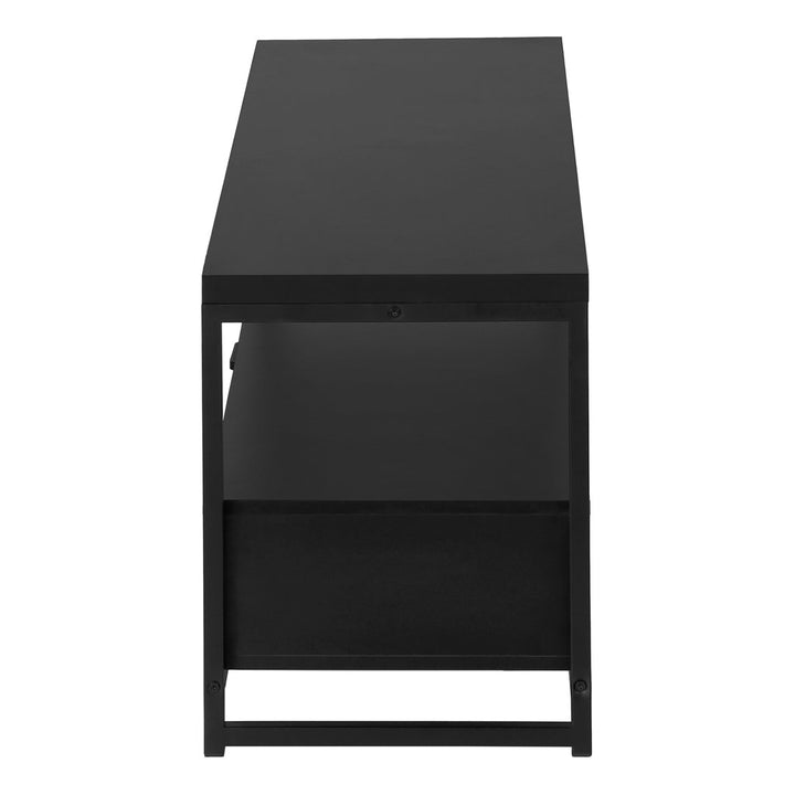 Braxtan TV Stand for TVs up to 48" Latitude Run® Color: Black