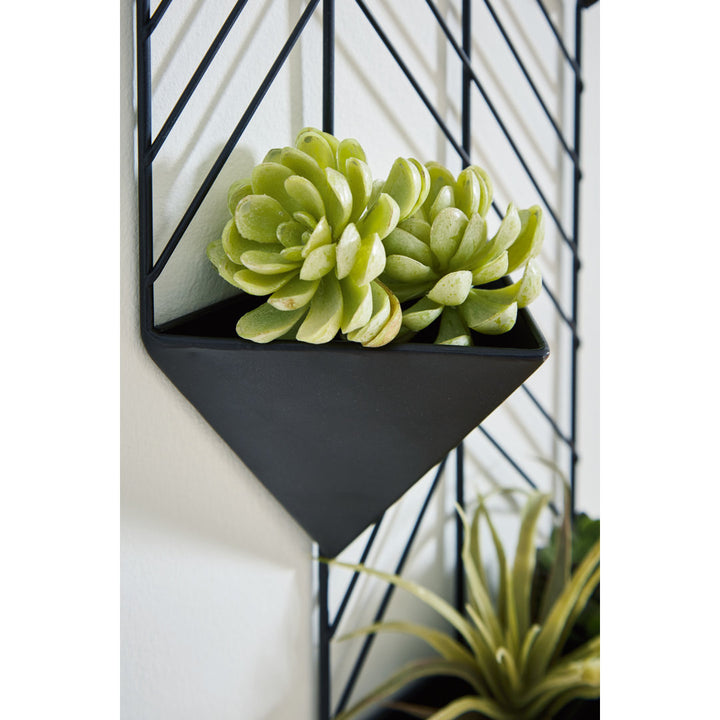 Hixie Metal Wall Planter 17 Stories
