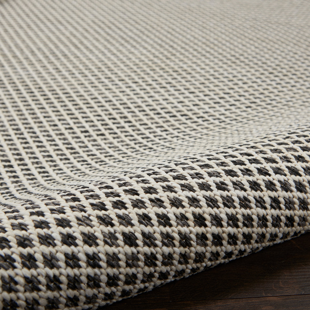 Leia Ivory/Charcoal Gray Indoor / Outdoor Area Rug Sand & Stable™ Rug Size: Oval 5' x 8'