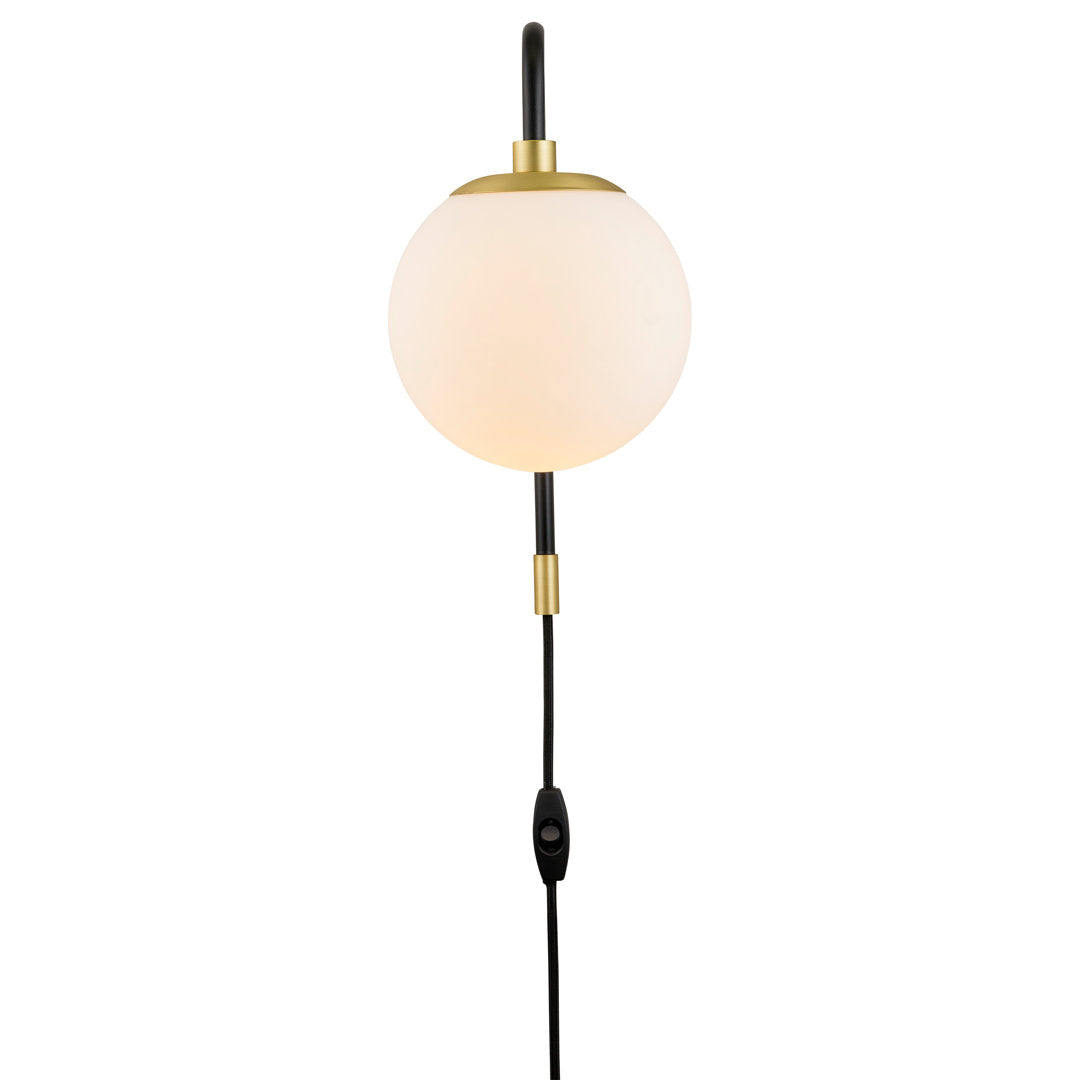 Birchanger 1 - Light Plug-In Armed Sconce Wrought Studio™ Finish: Satin Brass