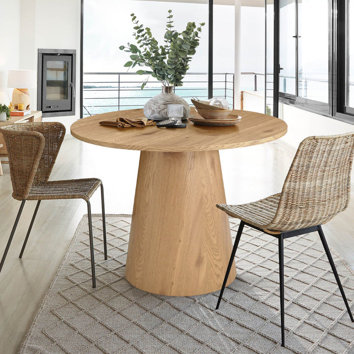 Agne 35" Round Pedestal Dining Table George Oliver Color: Oak