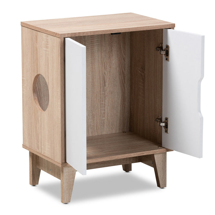 Haleyville Litter Box Enclosure Tucker Murphy Pet™ Color: Light Oak Brown/White