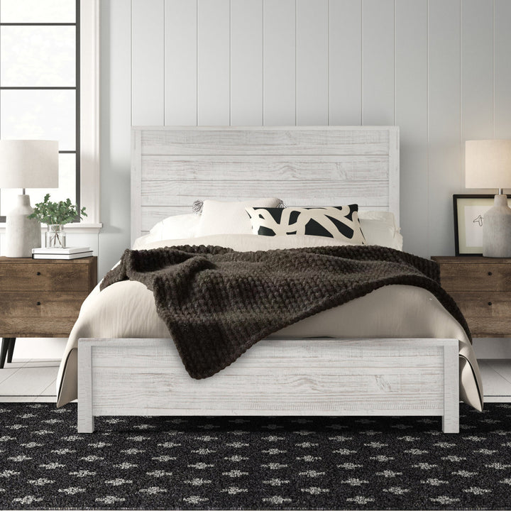 Montauk Solid Wood Bed Grain Wood Furniture Color: Rustic Off-White Size: King