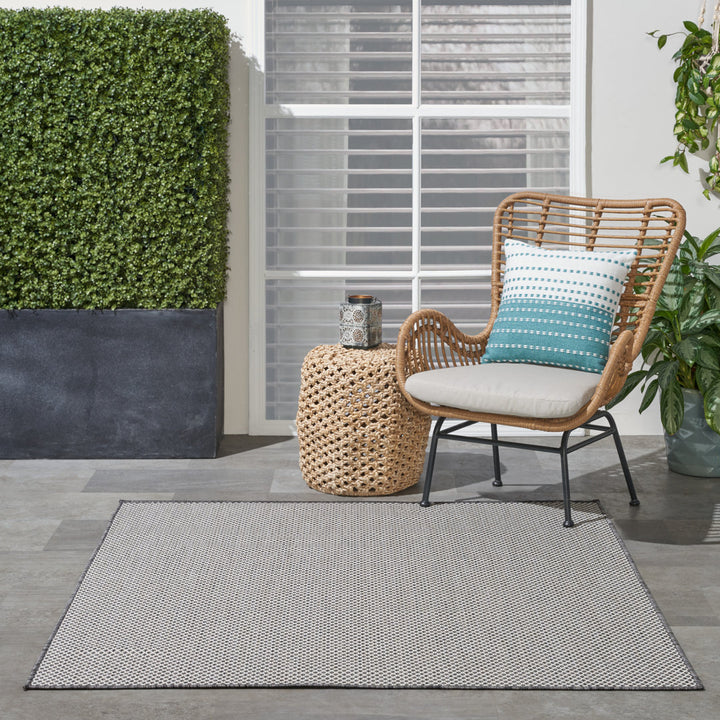 Leia Ivory/Charcoal Gray Indoor / Outdoor Area Rug Sand & Stable™ Rug Size: Square 5'