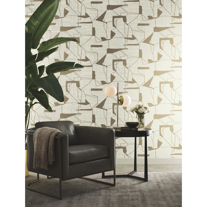 Alza 26.9' L x 27" W Wallpaper Roll AllModern Color: Cream/Gold