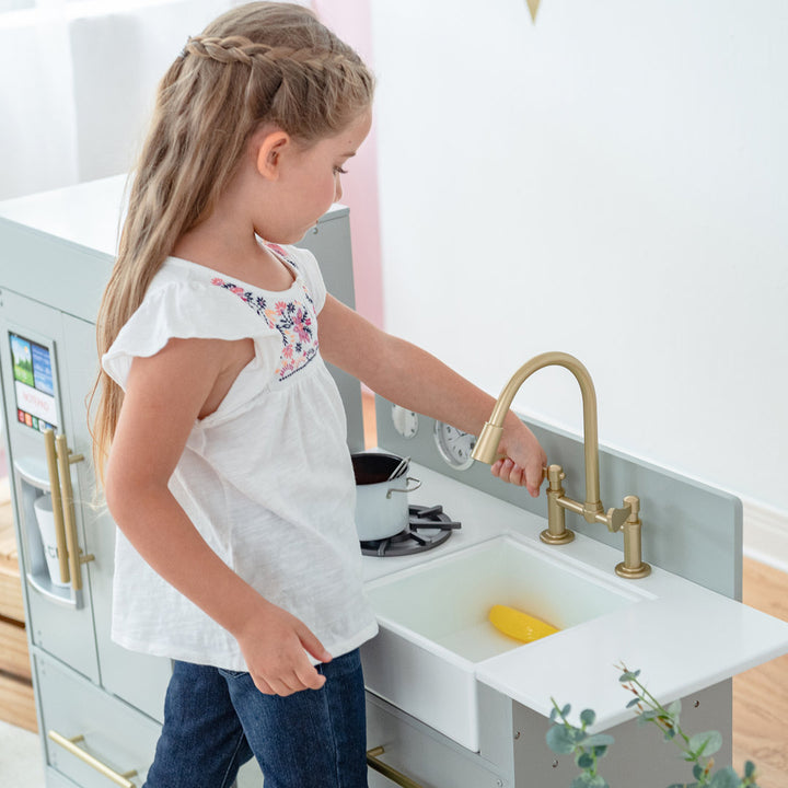 Little Chef Charlotte Modern Play Kitchen Teamson Kids Finish: Gray/Gold