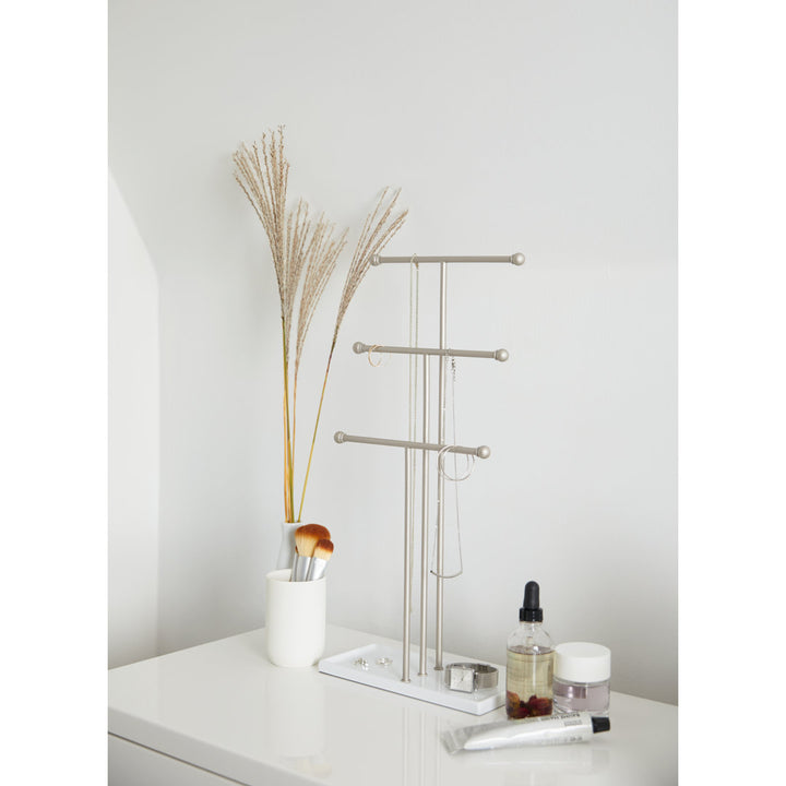 Trigem Jewelry Stand Umbra Finish: White/Nickel