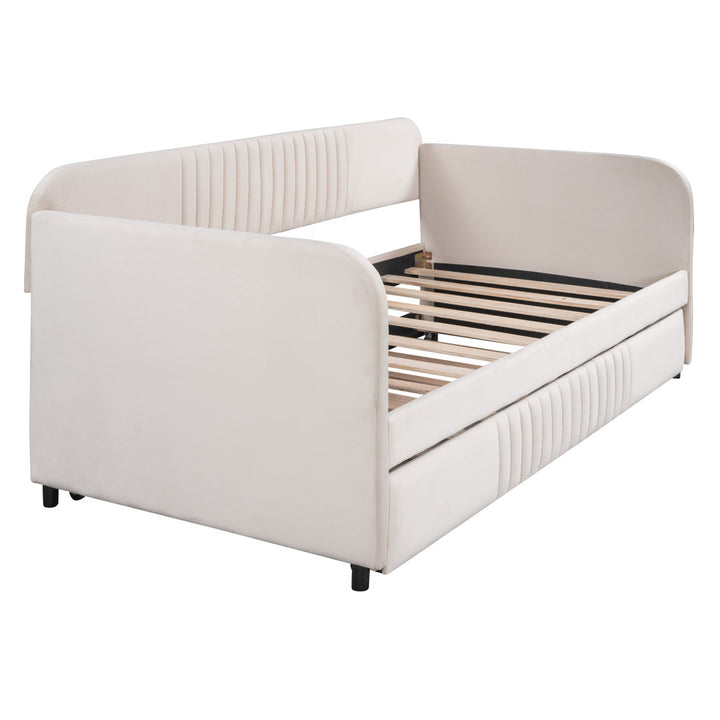 Emeryville Daybed Everly Quinn Color: Beige