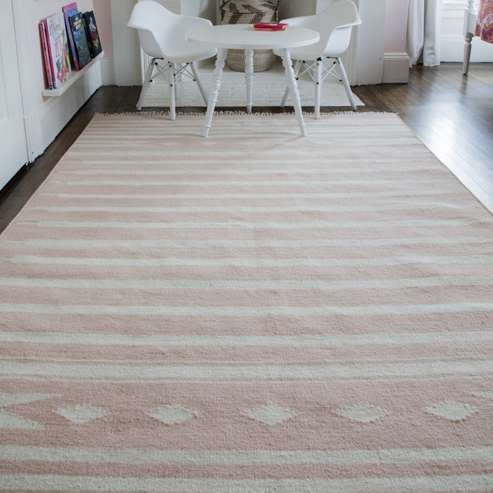 Attaway Handwoven Wool Pink Rug Highland Dunes Rug Size: Rectangle 7'6" X 9'6"