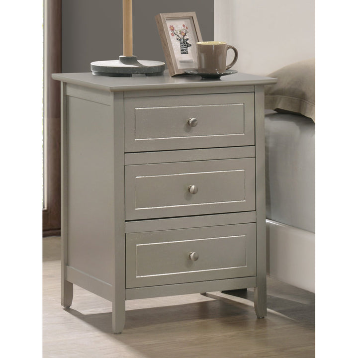 Emjay 3 - Drawer Nightstand Glory Furniture Color: Champagne