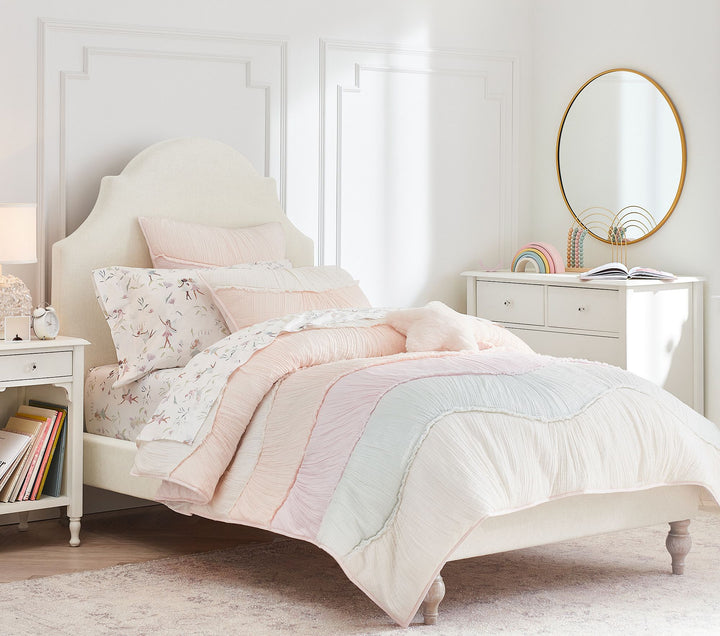 Chloe Bed