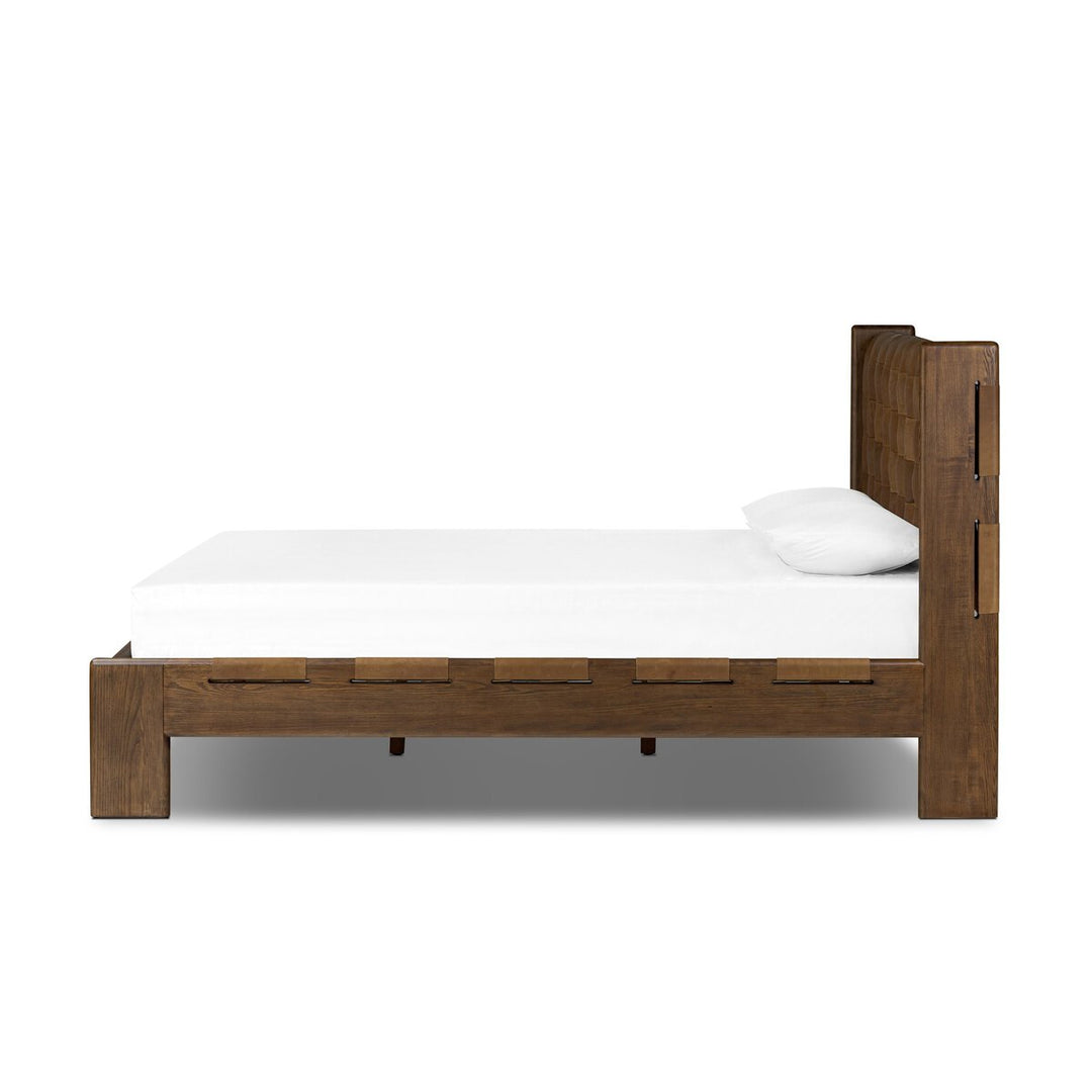 Hunter Queen Bed