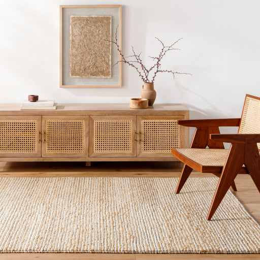 Molly Majestic Medallion Handcrafted Rug